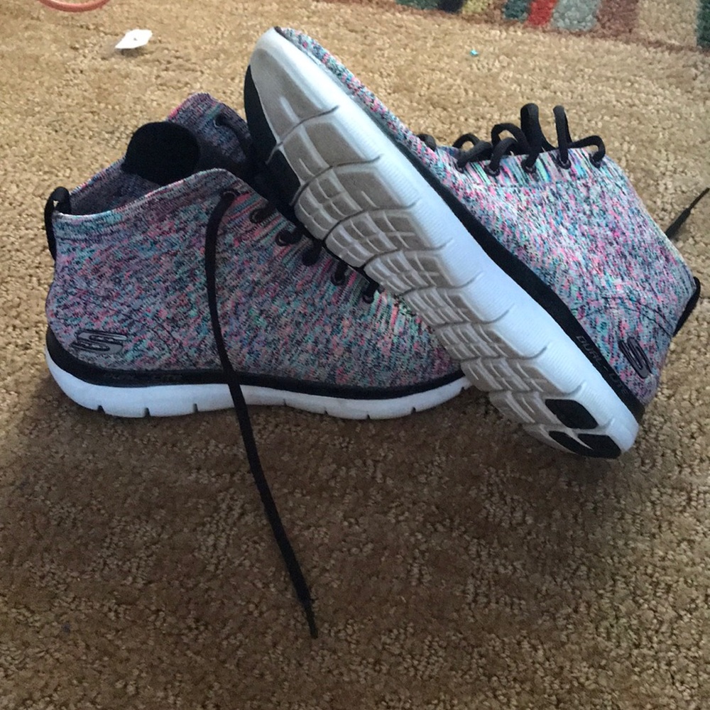 Skechers boot shoes
